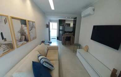 Imagem: O apartamento possui 1 Dormitório, 1 Banheiro, 1 Vaga na garagem