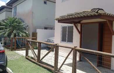 Imagem: A casa em condomínio possui 4 Dormitórios, 4 Banheiros, 4