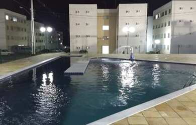 Imagem: O apartamento possui 2 Dormitórios, 1 Banheiro, 1 Vaga na garagem