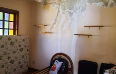 Imagem 15: 2 Casas por R$ 250 mil. Varanda, 2 Vagas na garageme5 Dormitórios