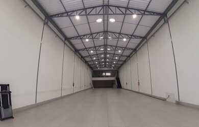 Imagem 1: Galpão/Depósito/Armazém para aluguel e venda tem 630 metros quadrados