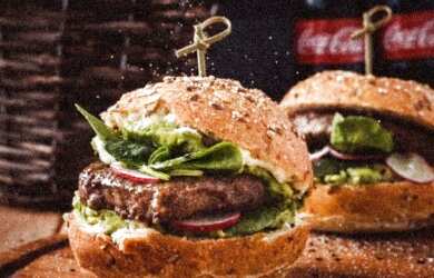 Imagem: O depósito está localizado em Centro, Arapongas à venda por