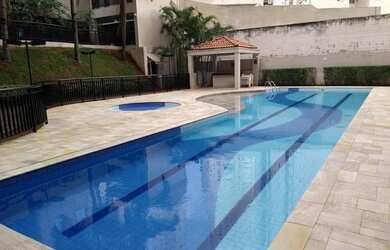 Imagem: O apartamento possui 3 Dormitórios, 1 Banheiro, 1 Vaga na garagem