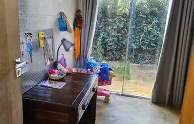 Imagem: A casa em condomínio possui 4 Dormitórios, 3 Banheiros e