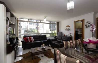 Imagem: O apartamento possui 3 Dormitórios, 3 Banheiros, 2 Vagas na