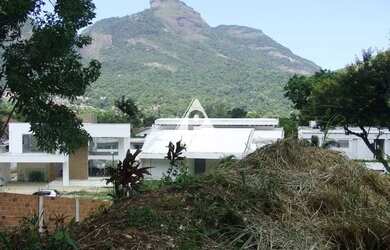 Imagem: O terreno possui 1.000m² de Área e está localizado em Itanhangá