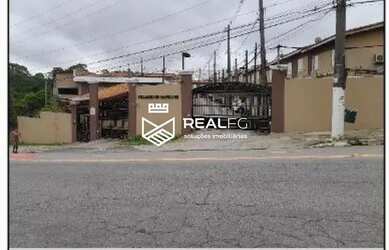 Imagem: A casa possui 2 Dormitórios, 1 Banheiro, 1 Vaga na garagem