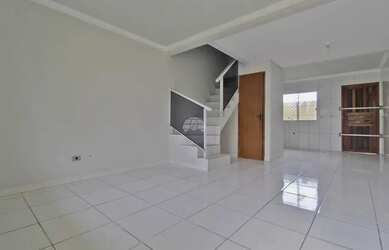 Imagem: A casa em condomínio possui 3 Dormitórios, 2 Banheiros, 2