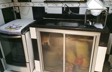 Imagem: A casa possui 2 Dormitórios, 1 Banheiro e está localizado