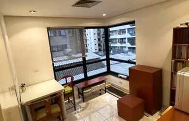 Imagem: O depósito possui 1 Vaga na garagem e 42m² de Área e está