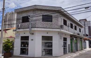 Imagem: O depósito possui 5 Vagas na garagem, 373m² de Área e está