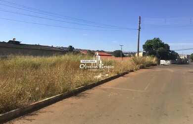 Imagem: O terreno possui 475m² de Área e está localizado em Jardim