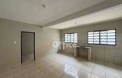 Imagem 11: Casa com 3 dormitórios para alugar, 142 m² por R$ 1.500,00/mês - Jardim Tesouro - Anápolis