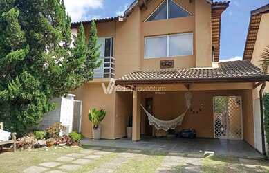 Imagem: A casa em condomínio possui 3 Dormitórios, 2 Banheiros, 2