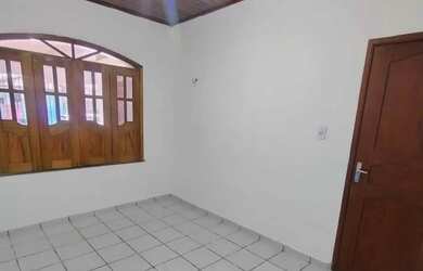 Imagem 3: Casa bem localizada no conjunto Satélite