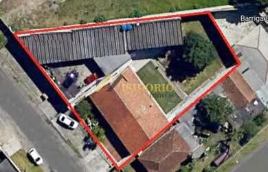 Imagem: O terreno possui 945m² de Área e está localizado em Tingui