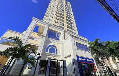 Imagem: O apartamento possui 3 Dormitórios, 1 Banheiro, 3 Vagas na