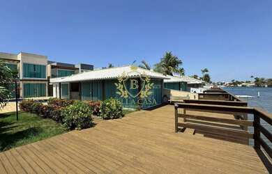 Imagem: A casa possui 5 Dormitórios, 5 Banheiros, 2 Vagas na garagem