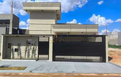 Imagem 2: Casa de 3 quartos 3 banheiros e 2 vagas à venda no bairro Setsul II -...