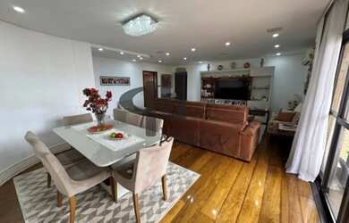 Imagem: O apartamento possui 3 Dormitórios, 2 Banheiros, 2 Vagas na