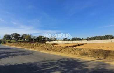 Imagem: O terreno possui 1.060m² de Área, Imóvel novo e está localizado