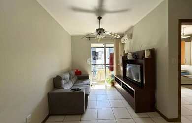 Imagem: O apartamento possui 2 Dormitórios, 1 Banheiro, 2 Vagas na