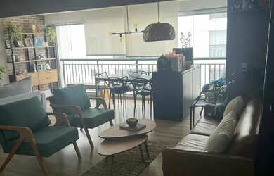 Imagem: O apartamento possui 3 Dormitórios, 2 Banheiros, 2 Vagas na