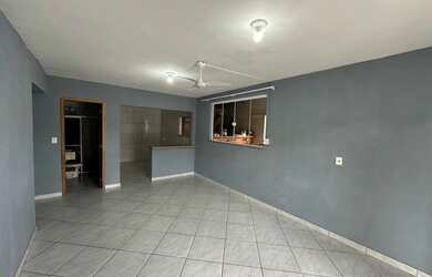 Imagem: A casa para alugar possui 2 Dormitórios, 1 Banheiro e 1 Vaga