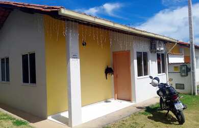 Imagem: A casa em condomínio possui 2 Dormitórios, 1 Banheiro, 3 Vagas