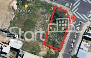 Imagem: O terreno possui 450m² de Área e está localizado em Jardim