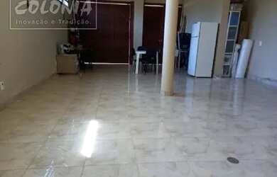 Imagem: O depósito possui 1 Vaga na garagem, 384m² de Área, Imóvel