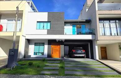 Imagem: A casa em condomínio possui 3 Dormitórios, 2 Banheiros, 1