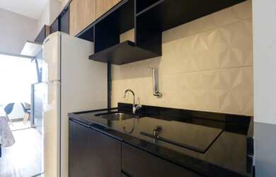 Imagem: O studio possui 1 Dormitório, 1 Banheiro, 1 Vaga na garagem