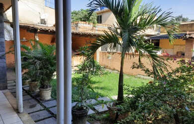 Imagem 10: 2 Casas por R$ 250 mil. Varanda, 2 Vagas na garageme5 Dormitórios