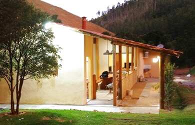 Imagem: A fazenda possui 120m² de Área e está localizado em Domingos