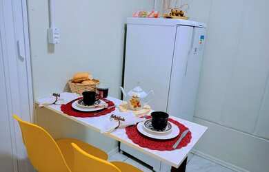 Imagem: A casa possui 1 Dormitório, 1 Banheiro, 15m² de Área e Imóvel