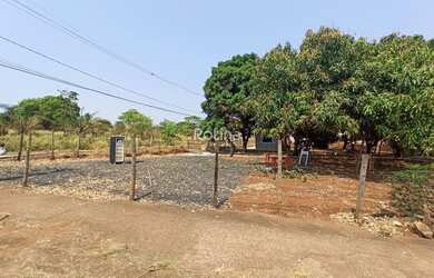 Imagem: O terreno possui 298m² de Área e está localizado em Chácaras