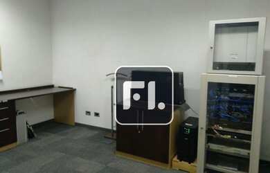 Imagem 4: Conjunto, 352 m² - venda por R$ 7.560.000,01 ou aluguel por R$ 43.100,02/mês...