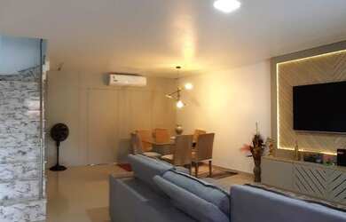 Imagem: A casa em condomínio possui 3 Dormitórios, 5 Banheiros, 2