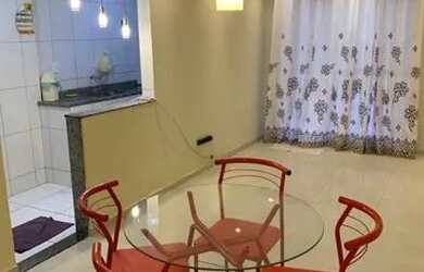 Imagem: A casa possui 2 Dormitórios, 2 Banheiros, 65m² de Área e