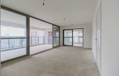 Imagem: O apartamento possui 3 Dormitórios, 5 Banheiros, 2 Vagas na