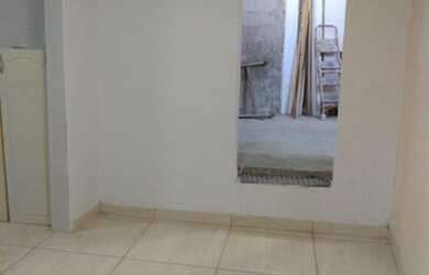 Imagem: A casa possui 3 Dormitórios, 2 Banheiros, 290m² de Área e