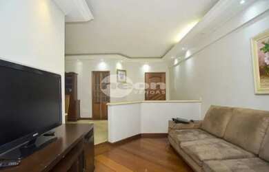 Imagem: O apartamento possui 3 Dormitórios, 2 Banheiros, 2 Vagas na