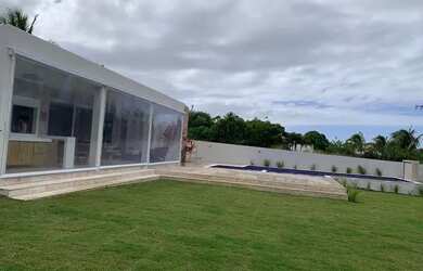 Imagem: A casa em condomínio possui 5 Dormitórios, 5 Banheiros, 5