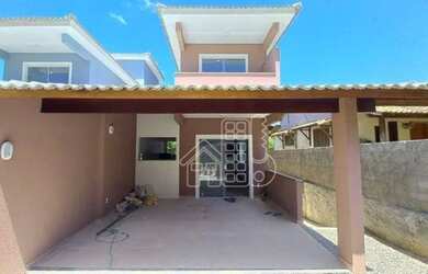 Imagem: A casa possui 3 Dormitórios, 4 Banheiros, 1 Vaga na garagem