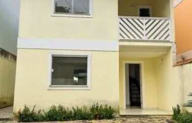 Imagem: A casa possui 3 Dormitórios, 1 Banheiro, 1 Vaga na garagem