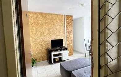 Imagem: O apartamento possui 3 Dormitórios, 1 Banheiro, 1 Vaga na garagem