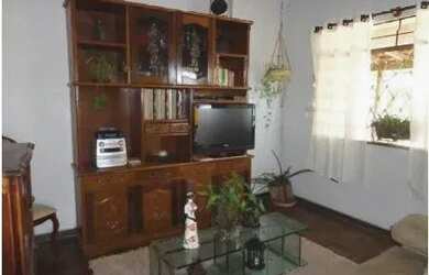 Imagem: A casa possui 2 Dormitórios, 2 Banheiros, 100m² de Área e