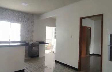 Imagem: A casa possui 3 Dormitórios, 4 Banheiros, 5 Vagas na garagem