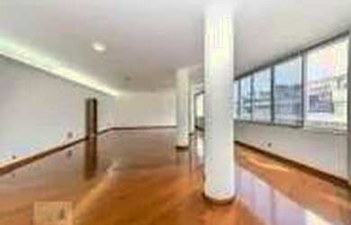 Imagem 2: Apartamento para venda possui 105 metros quadrados com 3 quartos em Copacabana...